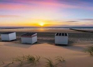 View from property - Restyled Thatched Villa Near the Sea in Cosy Domburg (Domburg)
