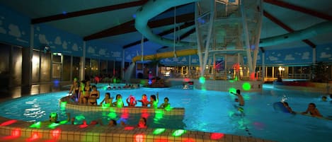 Hus | Pool | Utomhuspool
