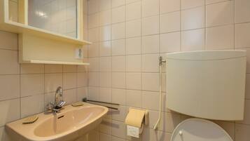 House | Bathroom