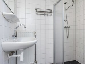 House | Bathroom