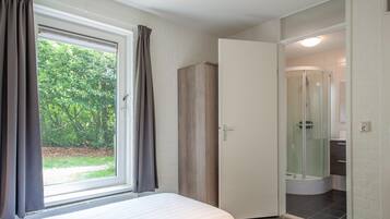 House | 9 bedrooms, individually furnished