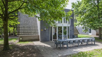 House | Bahagian luar