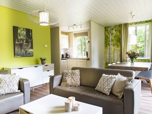 Bungalow | Wohnzimmer | Kamin, DVD-Player