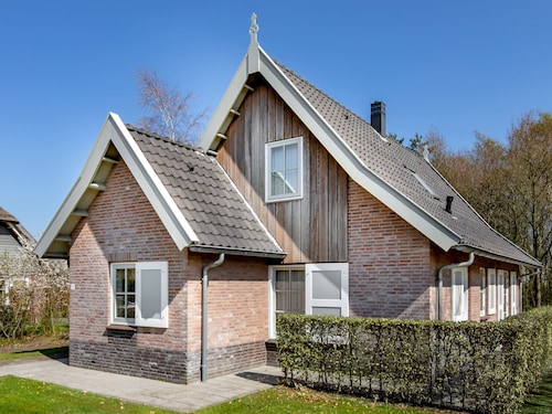 Beautiful Holiday Home With 2 Bathrooms, Near Appelscha