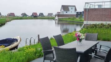 Villa | Balcony