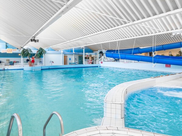 Bungalow | Pool | Outdoor pool - Zeeland Escape w/ Garden (Kamperland)