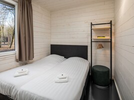 3 habitaciones, muebles diferentes y ropa de cama