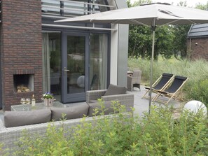 Exterior - Beautiful new Villa With Sauna Surrounded by Dune Reserve Near the sea (Egmond aan den Hoef)
