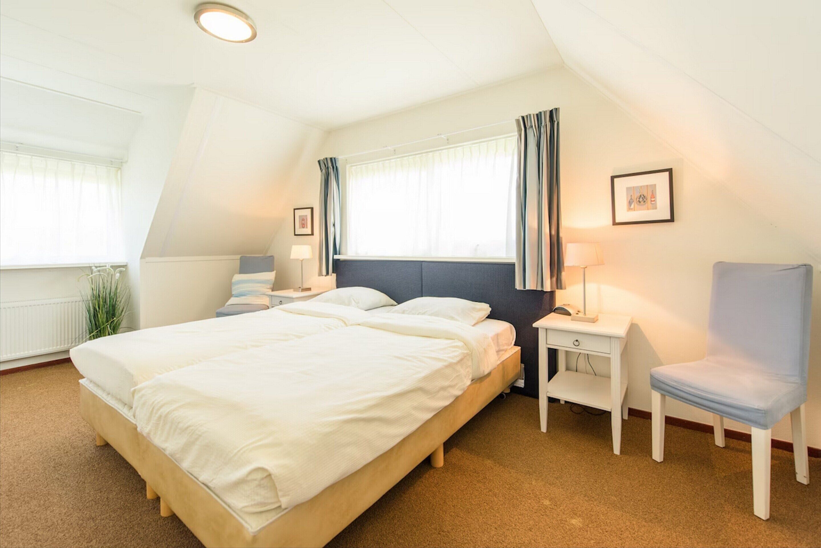 3 bedrooms, individually furnished