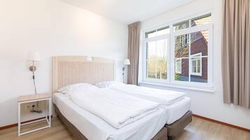 Villa | 4 bedrooms, individually furnished, bed sheets