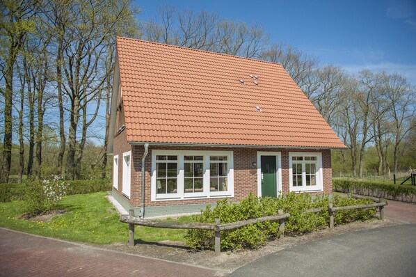 Villa | Exterior - Family Villa With Sauna (Bad Bentheim)