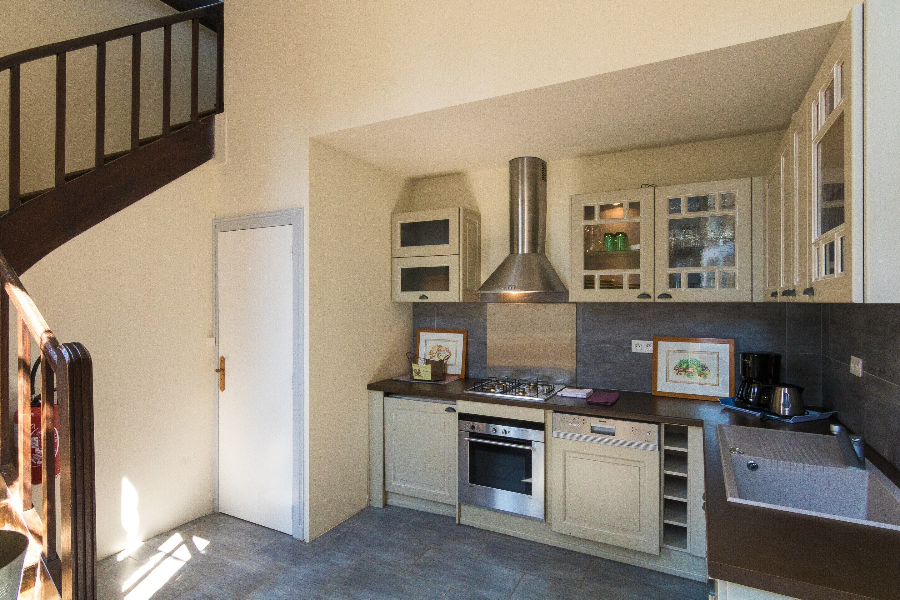 Cottage | Private kitchen | Highchair