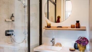 Chalet | Bathroom | Shower