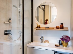 Chalet | Kamar mandi | Shower
