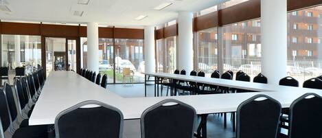 สถานที่จัดงานประชุม