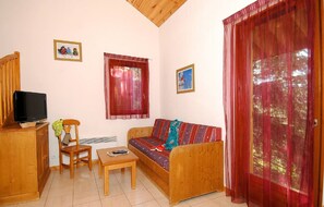 Living room - Spacious Alpine Chalet (Le Dévoluy)