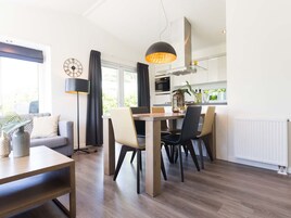 Chalet | Dining