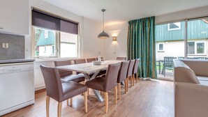 Unclassified image, 3 of 16, button - Tidy Bungalow With Microwave Near Renesse and Beach (Renesse)
