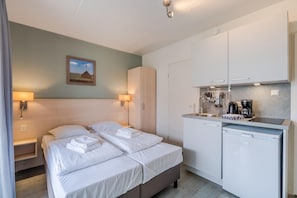 Apartment - Apartment in De Koog With Free Parking (De Koog)