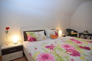 Apartment | 5 Schlafzimmer, individuell eingerichtet, BettwÀsche