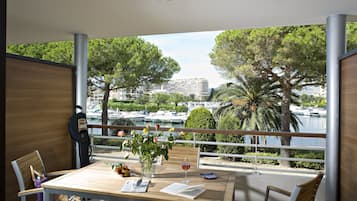 Apartment | Balcony