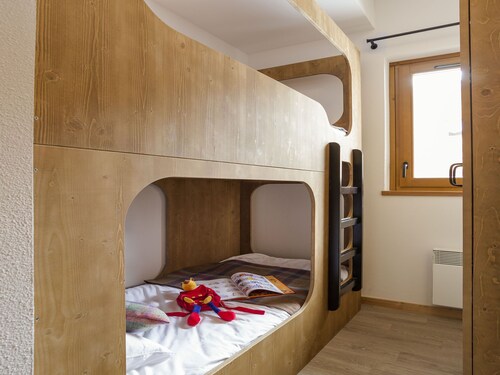 Adult-friendly Alpine Flat