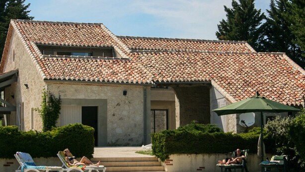 Unclassified image, 1 of 36, button - Double Gite on a Quiet Domain With Large Swimming Pool and a Park-like Garden (Saint Maurin)