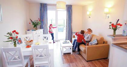 Relaxing Coastal Apt for 8