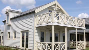 Villa | Exterior