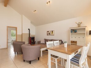 Villa | Dining - Bungalow by the Sea With Sauna in Germany (Sierksdorf)