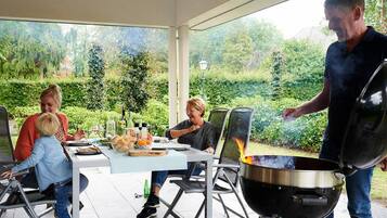 Villa | Dining