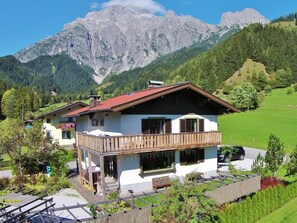Chalet | Exterior