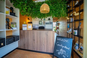 Cottage | Reception