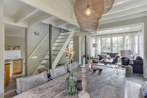 Living room - Luxury Villa in De Pier With Sauna (Uden)