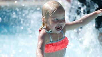 Vila | Kolam renang | Kolam renang outdoor