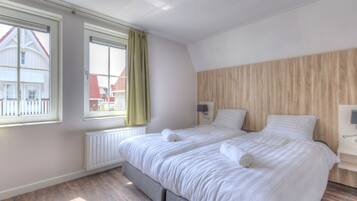 Villa | 4 bedrooms, individually furnished, bed sheets