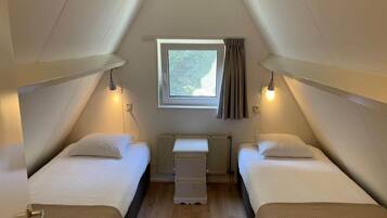 Ferienhaus | 2 Schlafzimmer, WLAN, individuell eingerichtet, Bettwäsche
