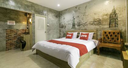 The Rome Resort
