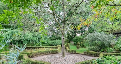Limburg Mansion With Spa Near Forest