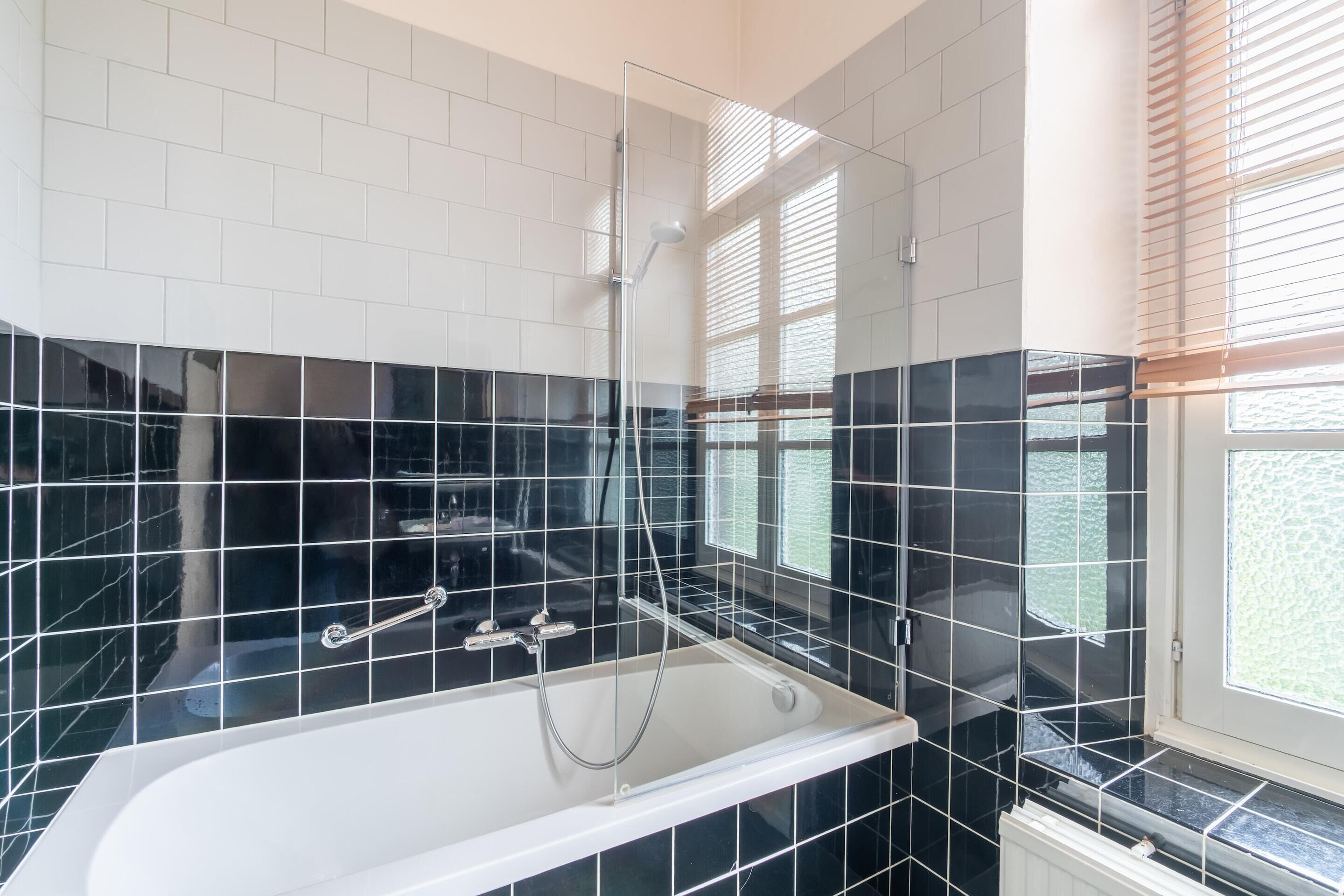 House | Bathroom