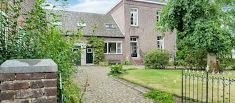 Limburg Mansion With Spa Near Forest