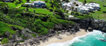 🌴 5 Bed Villa, Ocean View , Pool with Jacuzzi, Near Crane beach🌴
