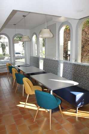 Ferdiglaget frokost er inkludert hver dag