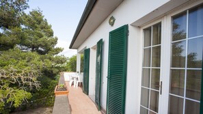 تفاصيل الفندق من الخارج