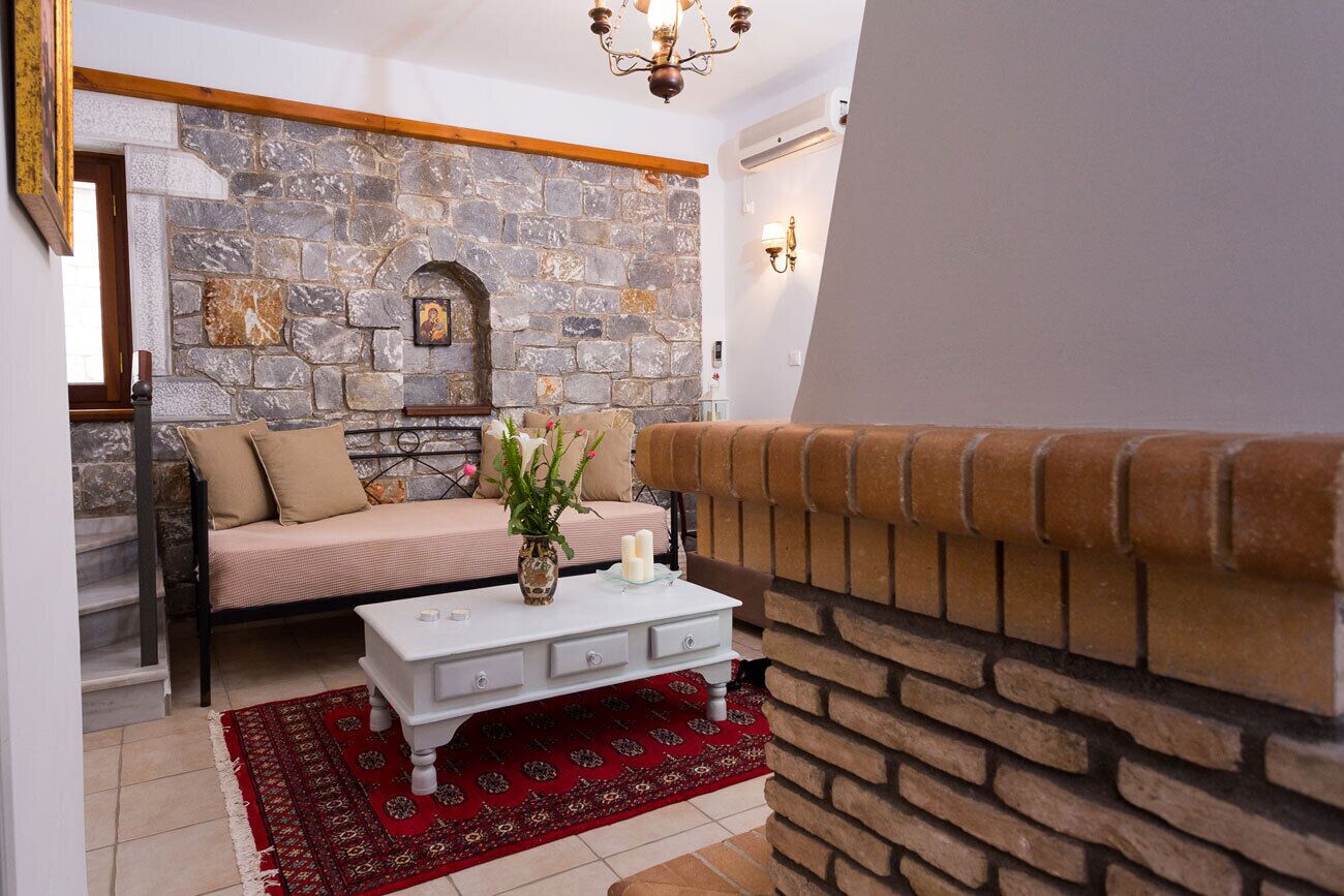 Villa (Alkione) | Woonkamer | Flatscreentelevisie