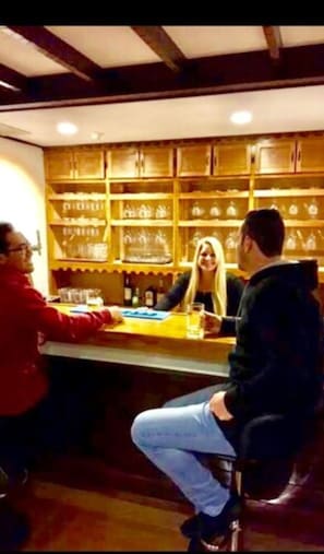 Bar (on property) - Wadano Forest Apartments (Hakuba)