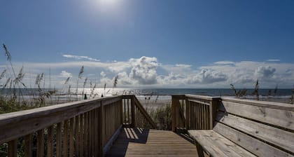 Sea Mystique Murrells Inlet a Ramada by Wyndham