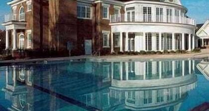 Summerbay Williamsburg Plantation Resort