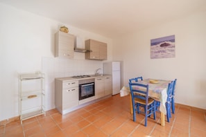 Fridge, oven - APP.TI BAIA BLU - BAIA BLU 5 (Portoferraio)