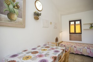 Dining - APP.TI MORCONE - MORCONE BILO 6 (Capoliveri)